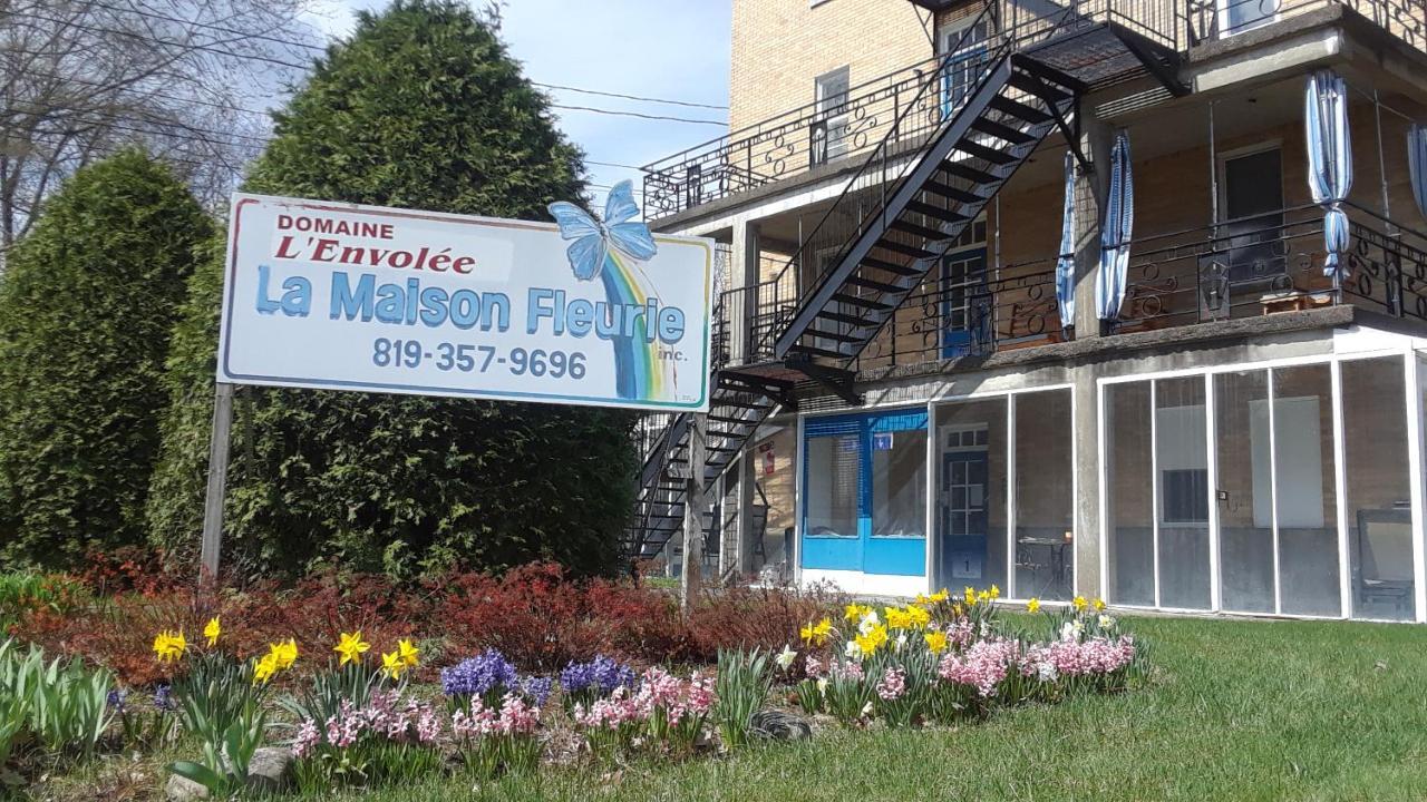 Mhotel Domaine L'Envolee- Maison Fleurie Victoriaville Exteriör bild